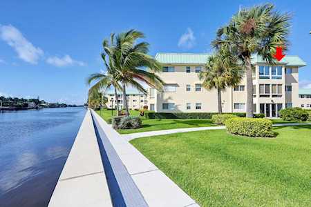7 Colonial Club Drive #300 Boynton Beach, FL 33435