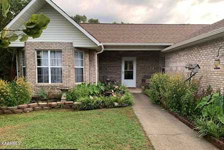 2933 Pembroke Place Maryville, TN 37803
