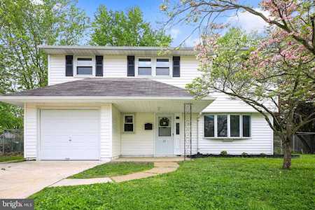 17 Mccord Dr Newark, DE 19713