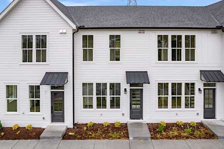 102 Stella Drive Nashville, TN 37209