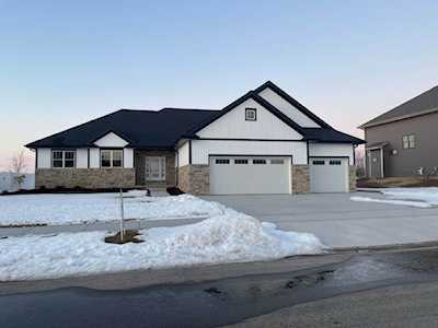 4892 Prairie School Dr Hobart, Village of Hobart, WI 54155