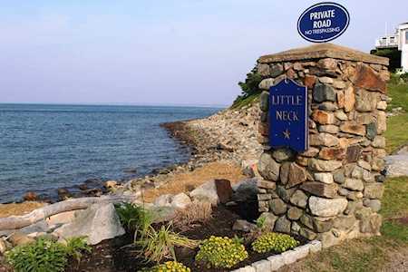 35 Hilltop Rd Ipswich, MA 01938
