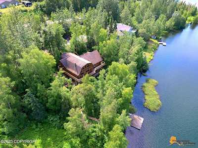 14626 Waterfront Ln Eagle River, AK 99577
