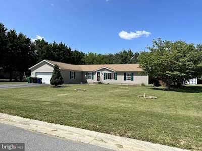 73 Wynn Wood Circle Camden Wyoming, DE 19934
