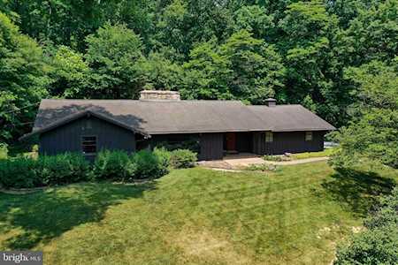 2363 Henbird Ln Lancaster, PA 17601