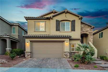 6732 Bristle Falls St Las Vegas, NV 89149