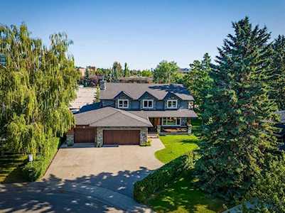 1124 Kildonan Place SW Calgary, AB T2V 4B1