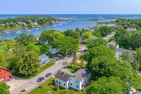 9 Langsford Rd Kennebunkport, ME 04046