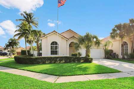 7677 Hoffy Circle Lake Worth, FL 33467