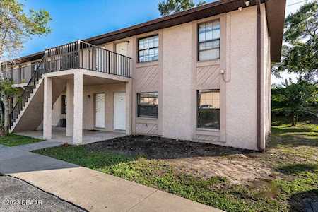 1290 9th Street #204 Daytona Beach, FL 32117