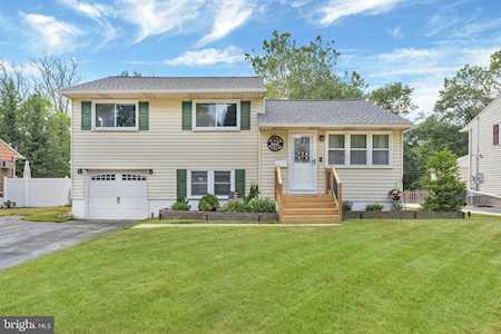 1062 Wagoner Dr Wilmington, DE 19805