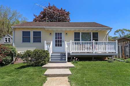 3614 Brierhill Dr Island Lake, IL 60042