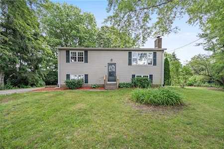 596 South County Trl North Kingstown, RI 02852
