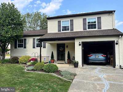 106 N Dover Ct Bear, DE 19701