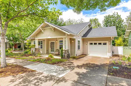 745 Creek Stone Way Ashland, OR 97520