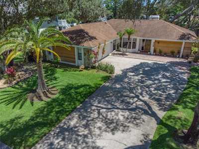 1425 Poinsettia Ave Tarpon Springs, FL 34689