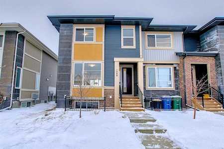 1018 Cobblestone Blvd SW Airdrie, AB T4B 4Z9