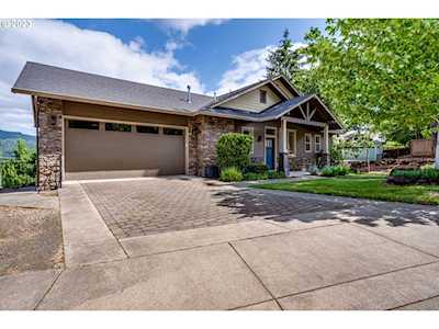 3594 River Heights DR Springfield, OR 97477