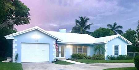 1230 SW 5th Court Boca Raton, FL 33432