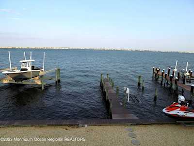210 Cartagena Dr Brick, NJ 08723