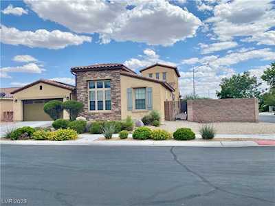 4421 Oasis Hill Ave North Las Vegas, NV 89085