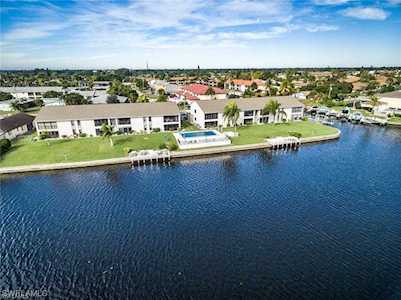 4009 SE 11th Place #202 Cape Coral, FL 33904