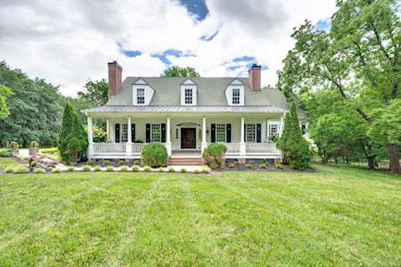 1421 Otter Creek Rd Nashville, TN 37215