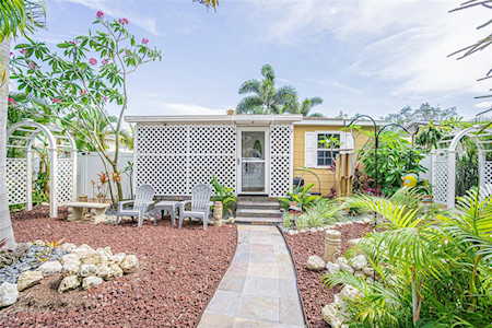 4710 22nd Ave N St. Petersburg, FL 33713