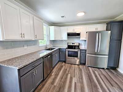 3213 Ewingdale Dr Nashville, TN 37207