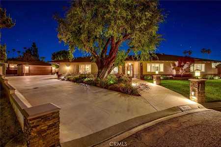 9912 Oakwood Circle Villa Park, CA 92861