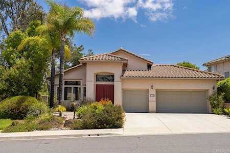 1026 Calle De Alcala Escondido, CA 92025