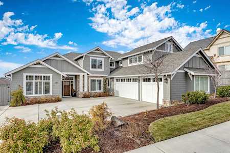 460 Lone Oak Dr Medford, OR 97504