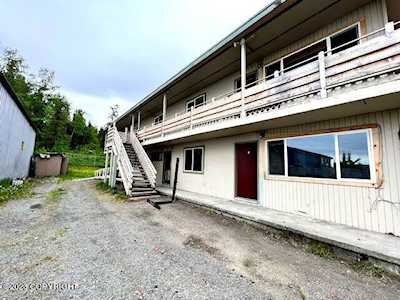 11119 Ashley Park Rd Eagle River, AK 99577