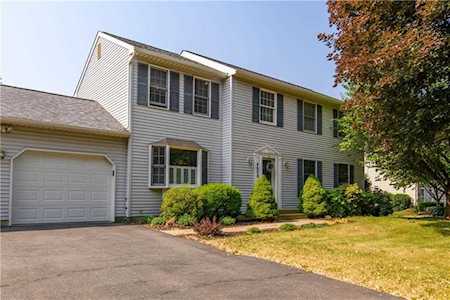 4608 Greenfield Rd Bethlehem, PA 18017