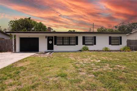 8539 75th Ave Seminole, FL 33777