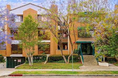 413 Hawthorne St #102 Glendale, CA 91204