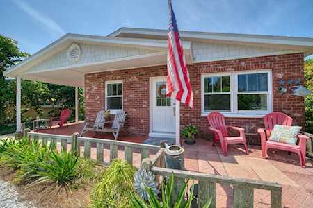 305 15th Ave Indian Rocks Beach, FL 33785