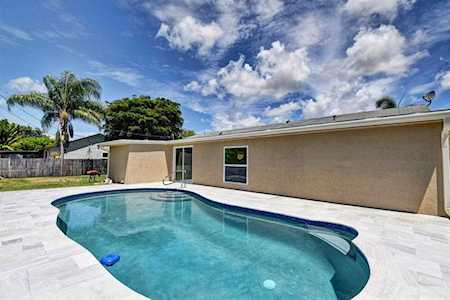 9220 Melody Road Lake Worth, FL 33467