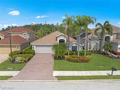 9154 Shadow Glen Way Fort Myers, FL 33913
