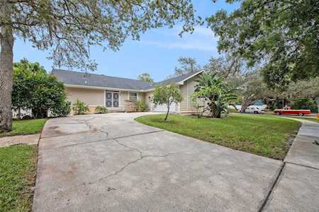 827 Seminole Blvd Tarpon Springs, FL 34689
