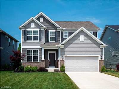 33596 Park Place Avon Lake, OH 44012