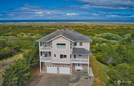 Ocean Shores Waterfront Homes (Local Waterfront Specialists)