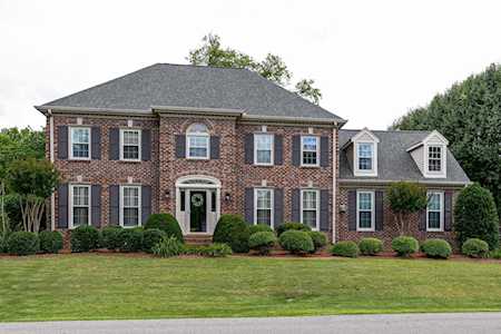 137 Riverwood Dr Franklin, TN 37069