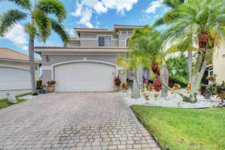 2330 Morgans Blf West Palm Beach, FL 33411