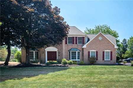 1846 Pear Ct Fogelsville, PA 18051