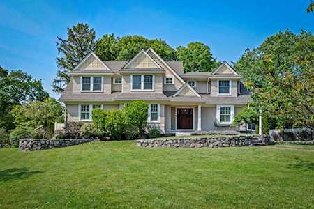 16 Cliff Road Swampscott, MA 01907