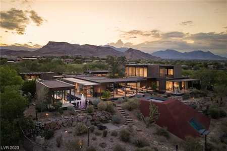 7 Painted Feather Way Las Vegas, NV 89135