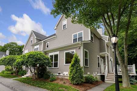 13 Maple Ridge Dr #13 Burlington, MA 01803