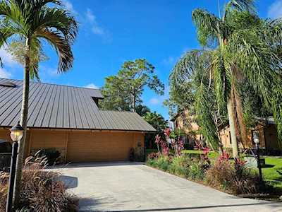 122 SE Crestwood Circle #322 Stuart, FL 34997
