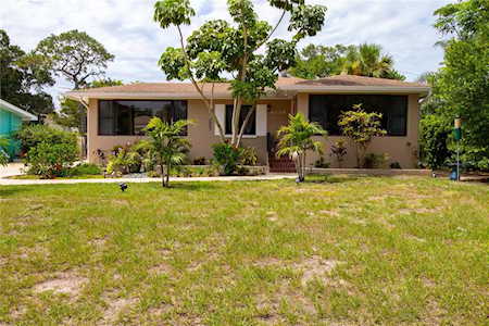 6138 11th Ave S Gulfport, FL 33707